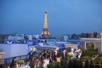 The-Peninsula-59-LOiseau-Blanc-Terrasse Horror